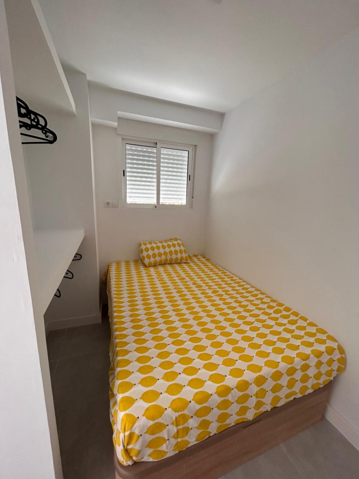 Apartamentos Yiya Malaga Bagian luar foto